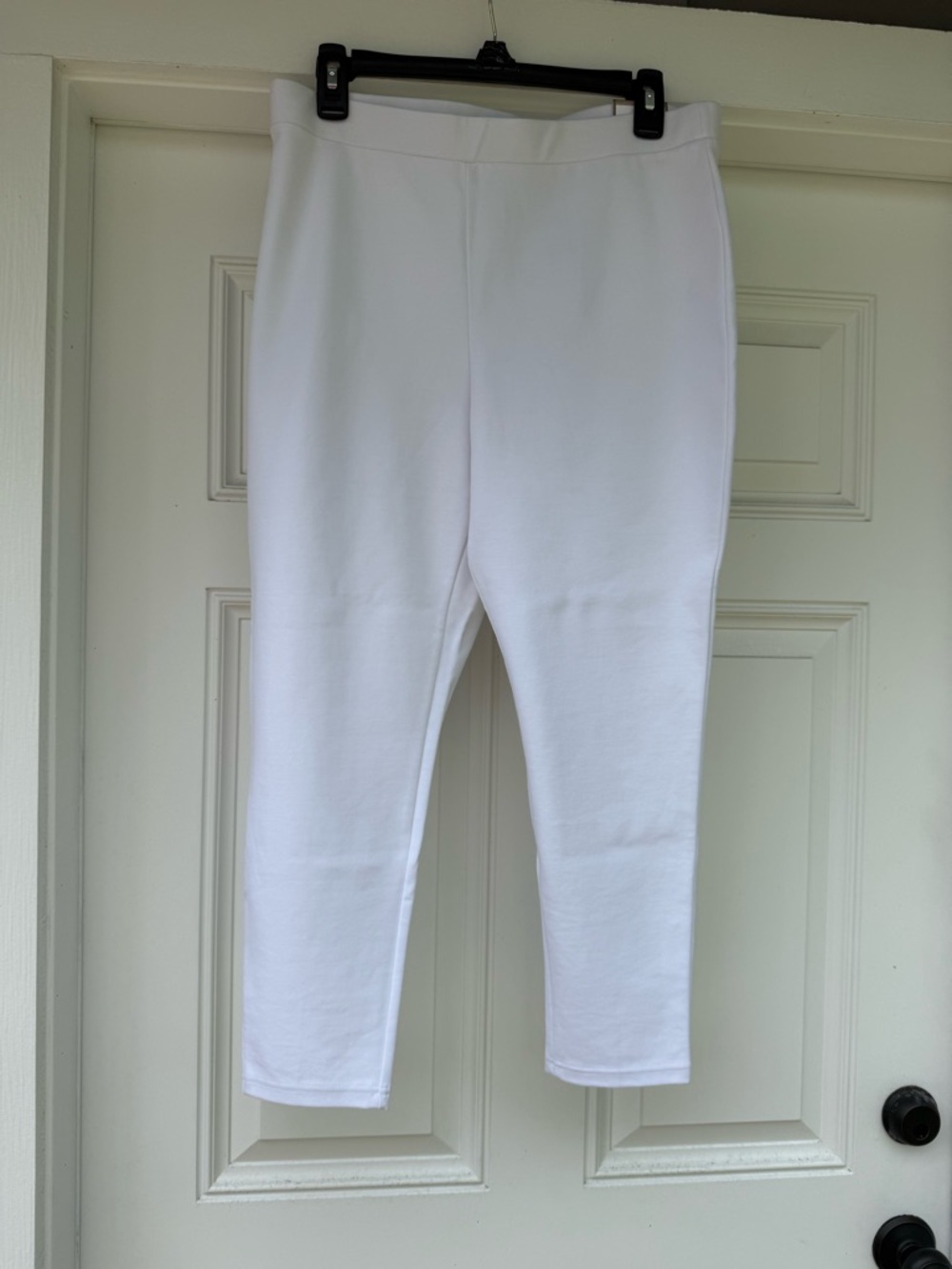 Chico's White Essential Leggings - New with tag